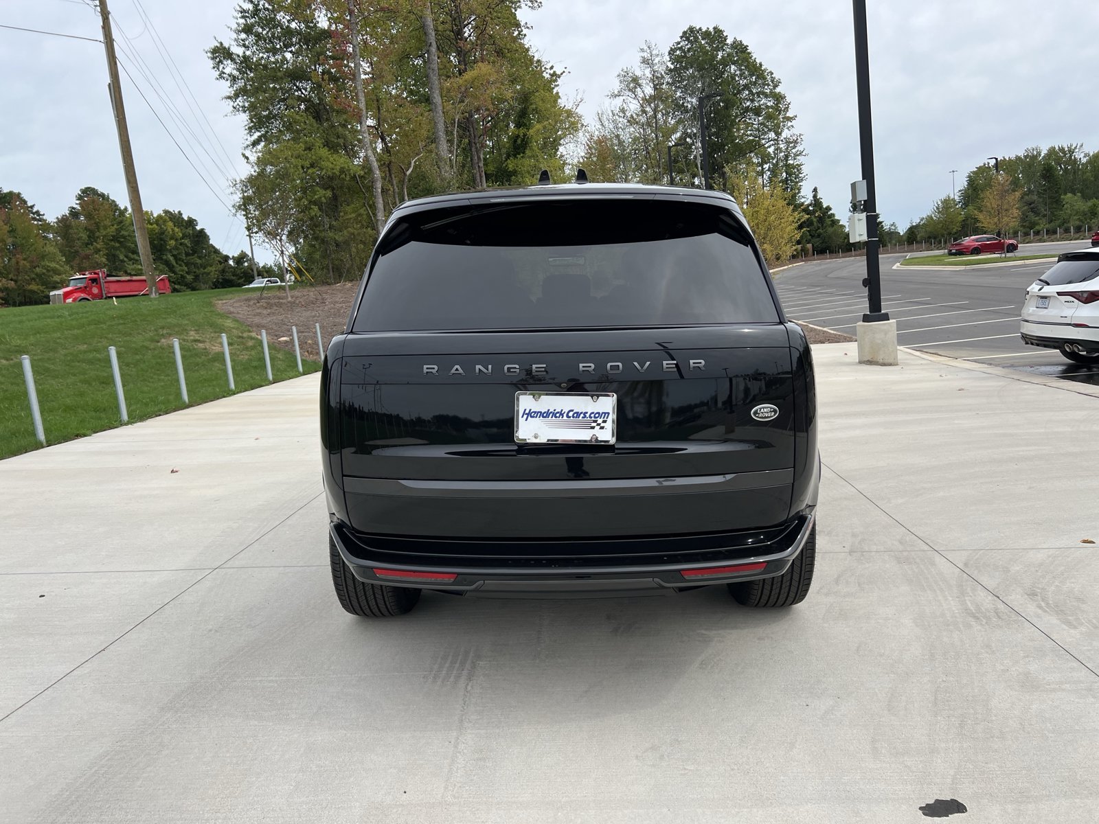 Used 2023 Land Rover Range Rover SE AWD/4WD image 7