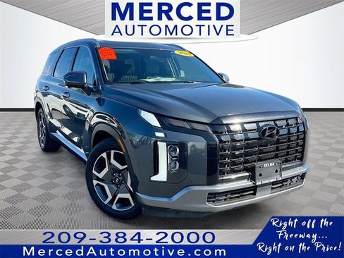 Used 2024 Hyundai Palisade Limited AWD/4WD image 2