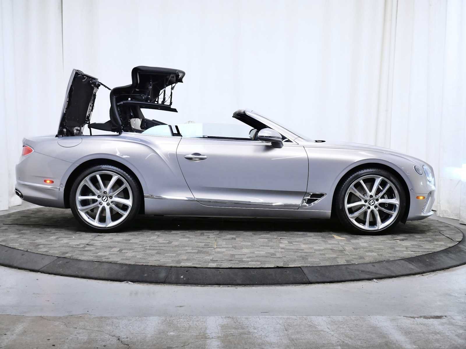 Used 2022 Bentley Continental GT AWD/4WD image 8