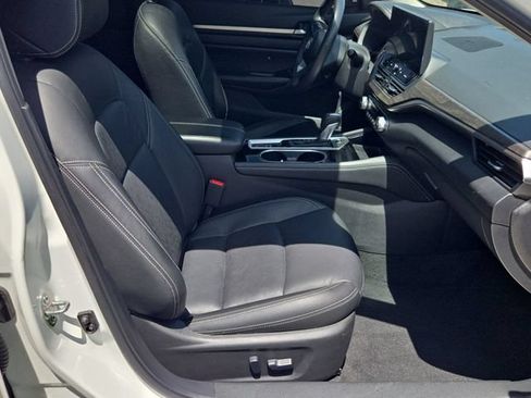 Certified 2025 Nissan Altima 2.5 SL AWD/4WD image 24