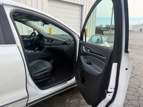 Used 2019 Buick Enclave Premium w/ Experience Buick Package image 12