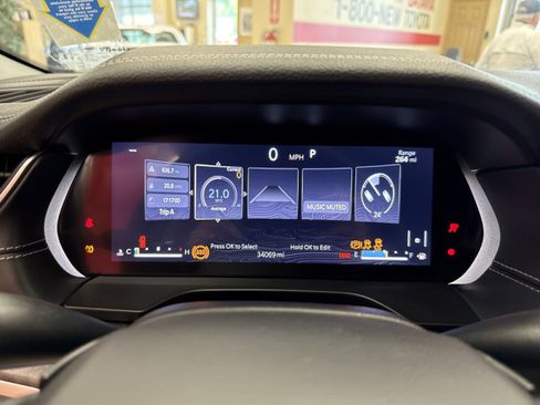 Used 2021 Jeep Grand Cherokee L Limited image 36