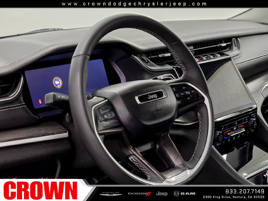 Used 2024 Jeep Grand Cherokee Limited w/ Black Appearance Package RWD image 20