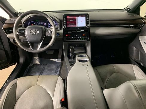Used 2020 Toyota Avalon Limited w/ Advanced Safety Package FWD image 36