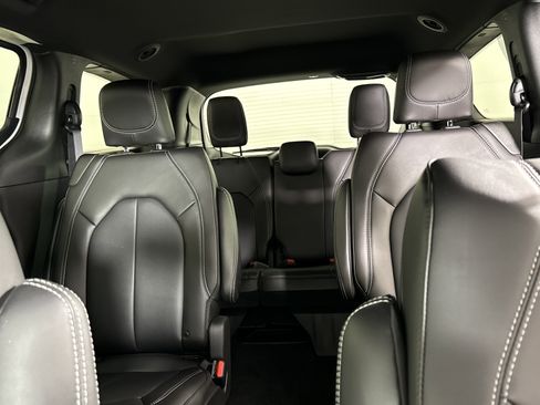 New 2026 Chrysler Voyager LX FWD image 21