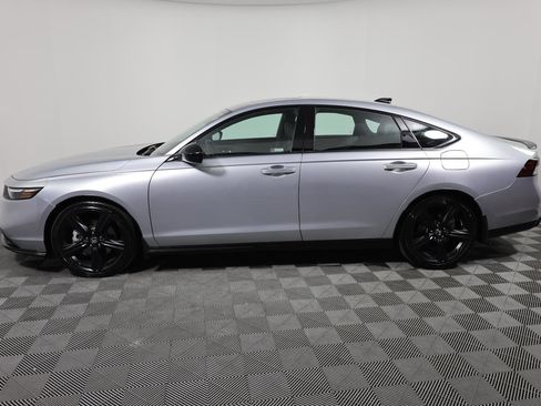 Used 2025 Honda Accord Sport image 8