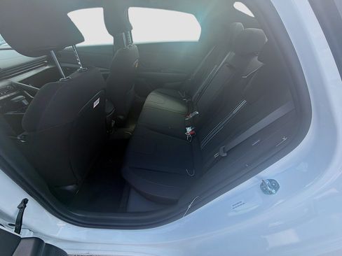 New 2026 Hyundai Elantra SEL Sport Premium FWD image 17