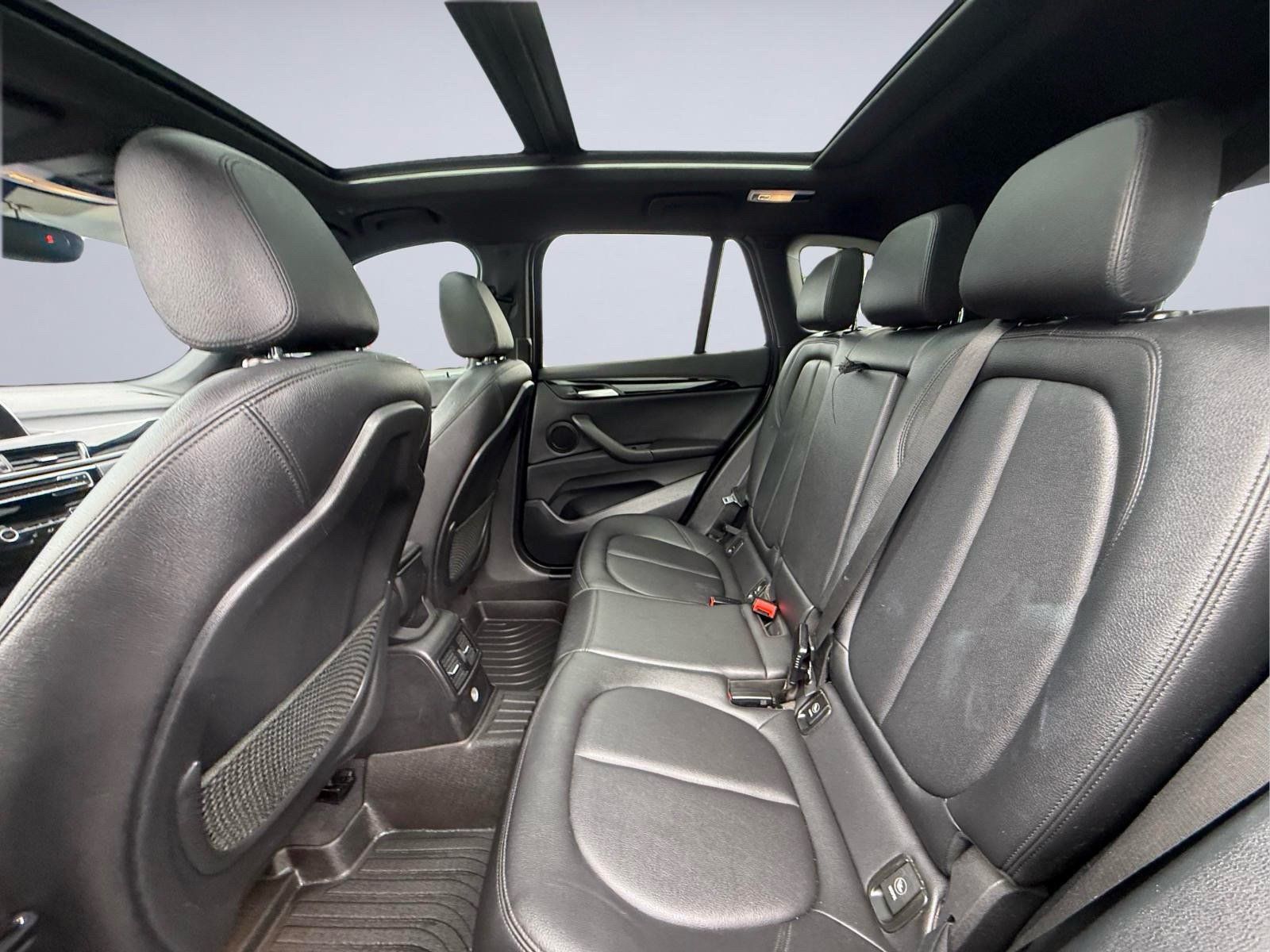 Used 2018 BMW X1 xDrive28i AWD/4WD image 18