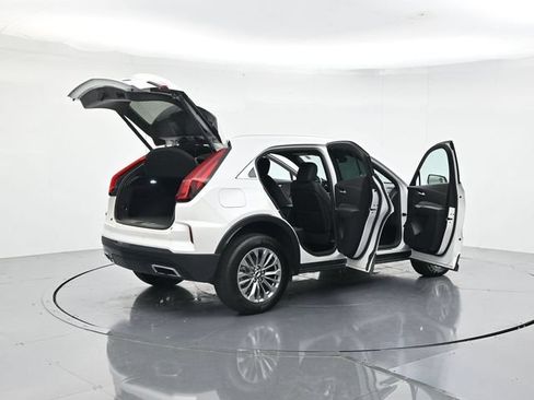 Used 2024 Cadillac XT4 Premium Luxury AWD/4WD image 52