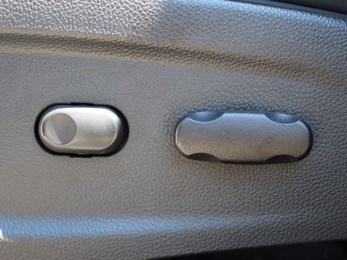 Used 2018 Buick Encore Preferred FWD image 14
