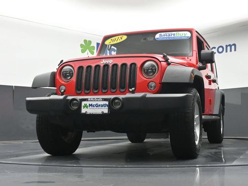 Used 2018 Jeep Wrangler Unlimited Sport S AWD/4WD image 7