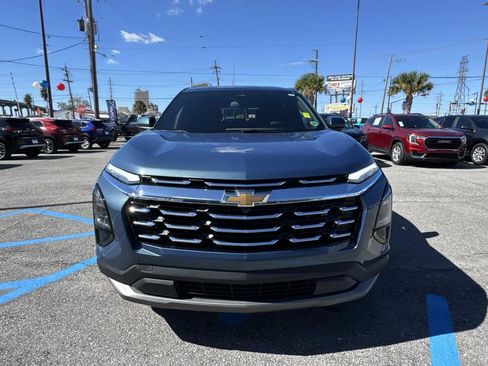 Used 2026 Chevrolet Equinox LT image 2