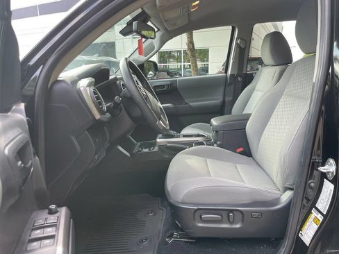 Used 2023 Toyota Tacoma SR5 AWD/4WD image 10