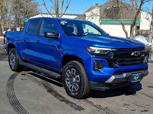 Certified 2023 Chevrolet Colorado Z71 w/ Z71 Convenience Package 2 image 5