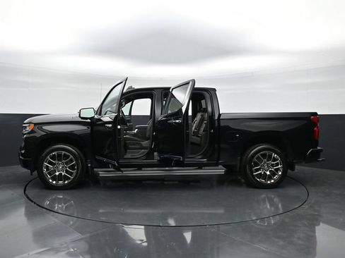 Used 2025 Chevrolet Silverado 1500 High Country AWD/4WD image 55