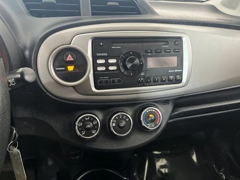 Used 2012 Toyota Yaris LE FWD image 54