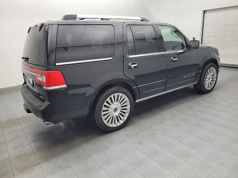Used 2015 Lincoln Navigator 4WD w/ Equipment Group 101A Reserve image 10
