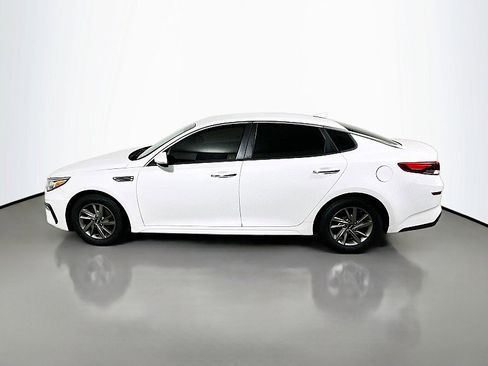 Used 2019 Kia Optima LX image 4