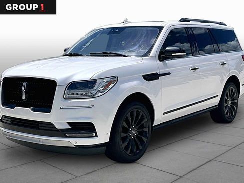 Used 2019 Lincoln Navigator Select w/ Technology Package AWD/4WD image 1