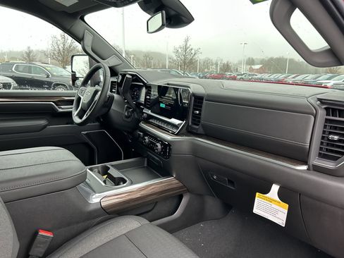 New 2026 Chevrolet Silverado 2500 LT w/ Trail Boss Package image 17