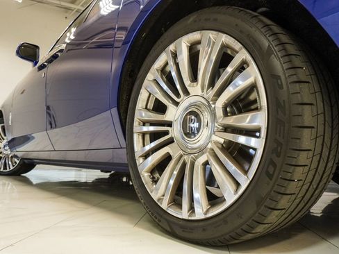 Used 2024 Rolls-Royce Ghost AWD/4WD image 39