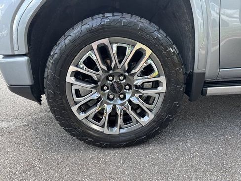 Used 2025 GMC Sierra 1500 Denali Ultimate AWD/4WD image 13