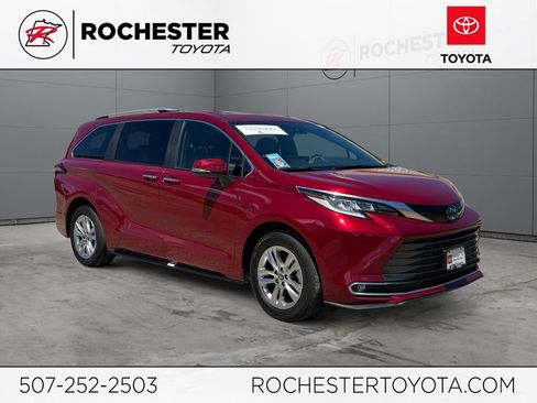 Certified 2025 Toyota Sienna Limited AWD/4WD image 1