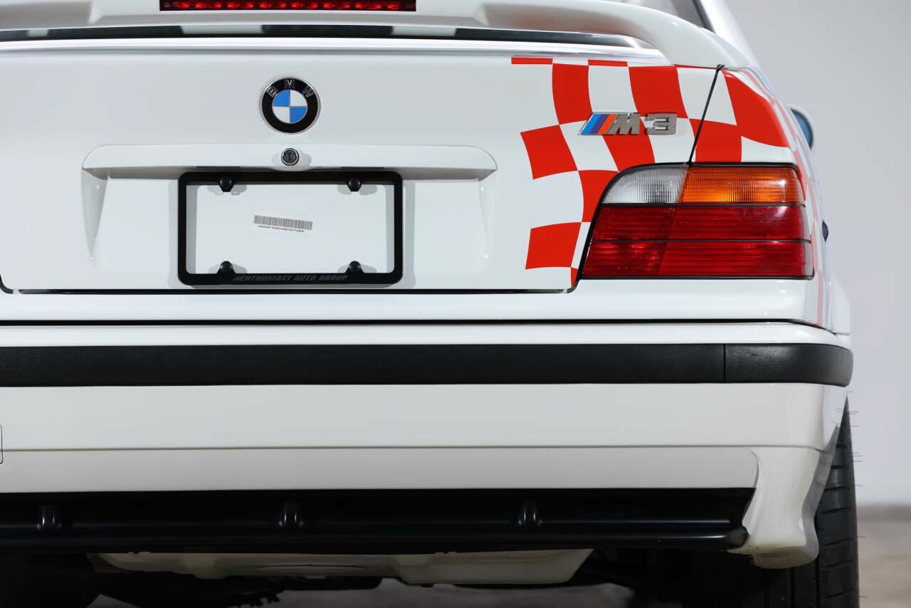 Used 1995 BMW M3 Coupe RWD image 21