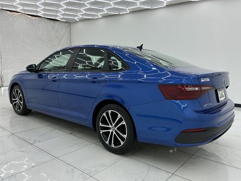 Used 2023 Volkswagen Jetta Sport FWD image 12