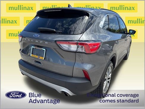Used 2022 Ford Escape SEL image 4