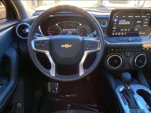 Used 2024 Chevrolet Blazer LT w/ Convenience Package image 6