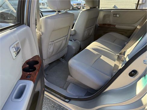 Used 2006 Toyota Highlander Limited image 12