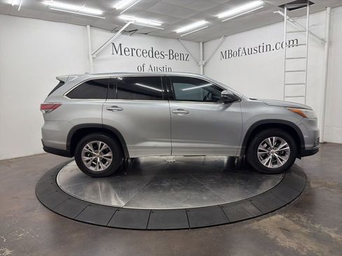 Used 2015 Toyota Highlander Plus image 9