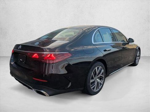 Used 2026 Mercedes-Benz E 350 Sedan image 5