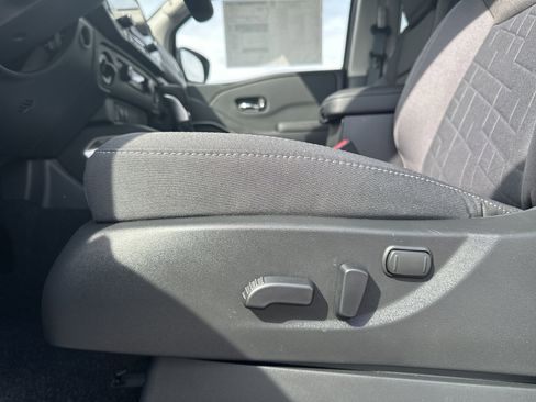 New 2026 Nissan Frontier SV w/ SV Convenience Package image 24