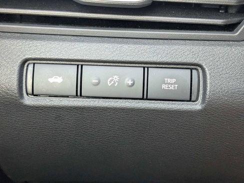 Used 2025 Nissan Altima 2.5 SR FWD image 24
