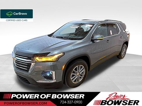 Used 2023 Chevrolet Traverse LT AWD/4WD image 1