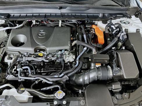 Used 2025 MAZDA CX-50 2.5 Hybrid w/ Preferred Pkg image 32