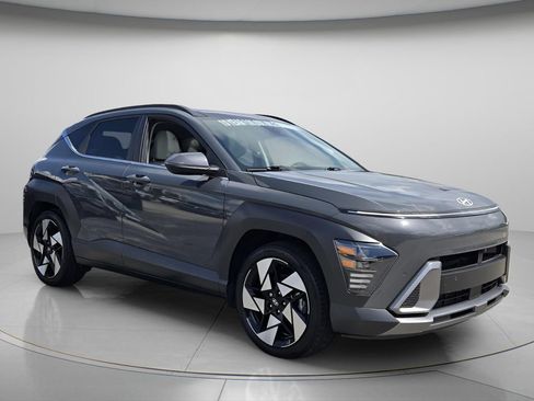 Used 2024 Hyundai Kona Limited FWD image 9