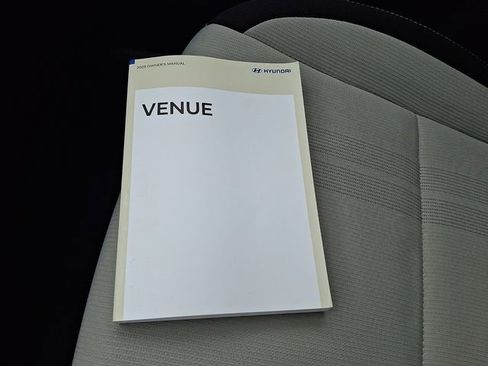 Certified 2025 Hyundai Venue SEL FWD image 26