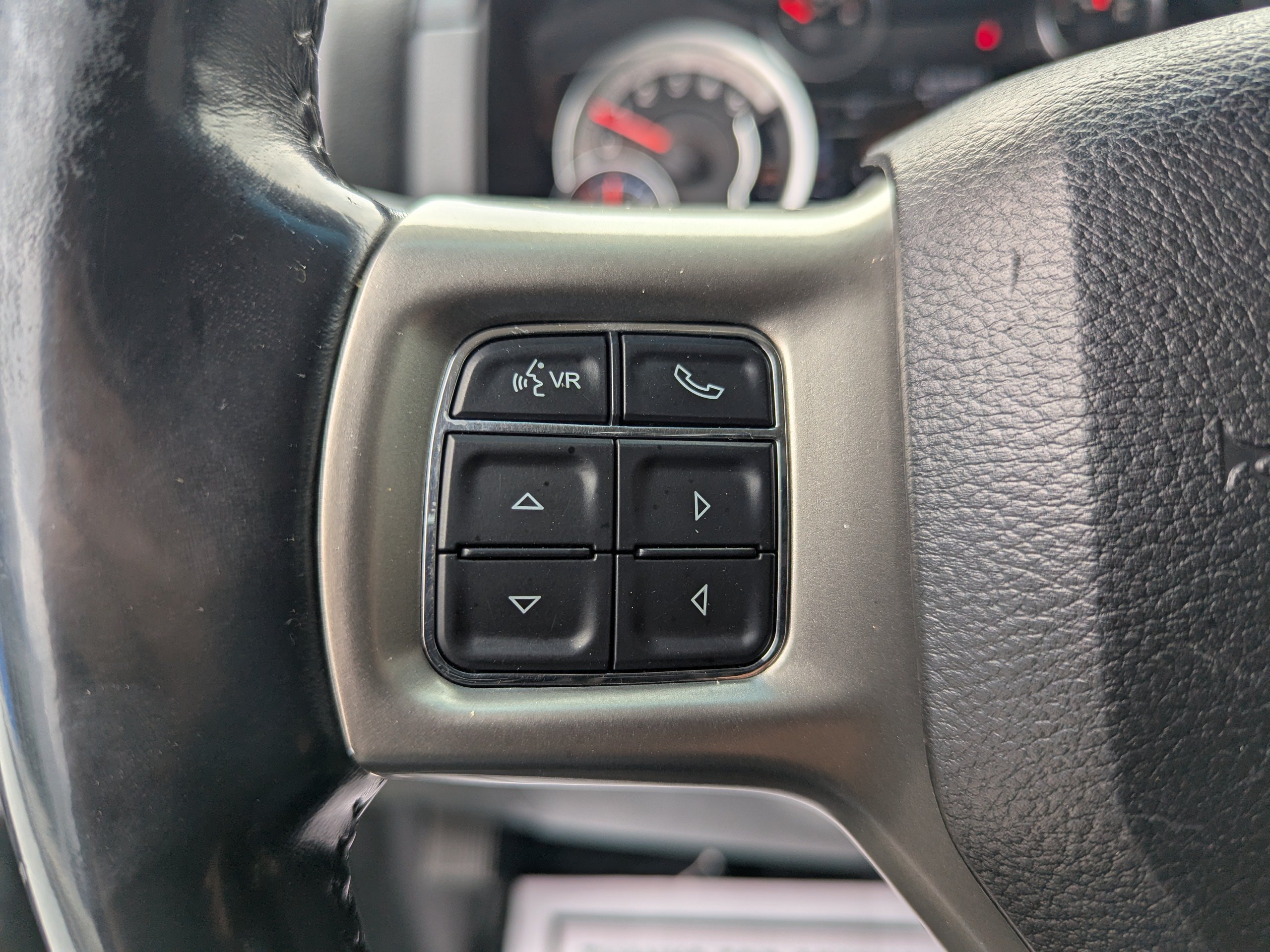 Used 2017 RAM 2500 Laramie AWD/4WD image 14