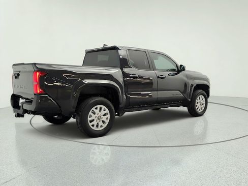 Used 2026 Toyota Tacoma SR5 RWD image 5