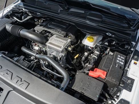 New 2026 RAM 1500 Express AWD/4WD image 28