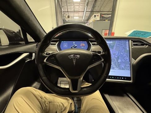 Used 2017 Tesla Model S 100D image 19