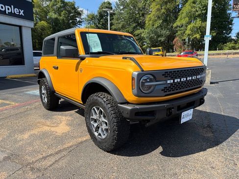 Used 2021 Ford Bronco Badlands AWD/4WD image 4