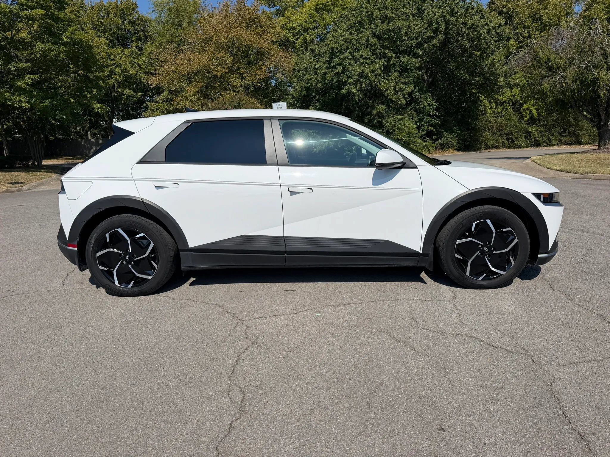 Used 2023 Hyundai Ioniq 5 SEL AWD/4WD image 3