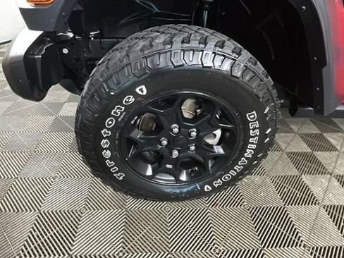 Used 2023 Jeep Wrangler Unlimited w/ Cold Weather Group AWD/4WD image 8
