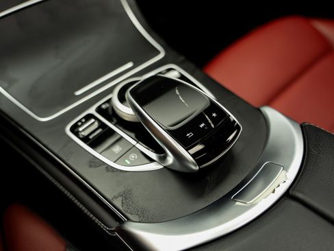 Used 2018 Mercedes-Benz GLC 300 4MATIC Coupe image 53