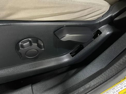 Used 2020 Ford EcoSport S image 15