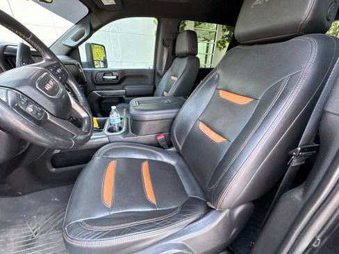 Used 2021 GMC Sierra 3500 AT4 w/ AT4 Premium Plus Package AWD/4WD image 12